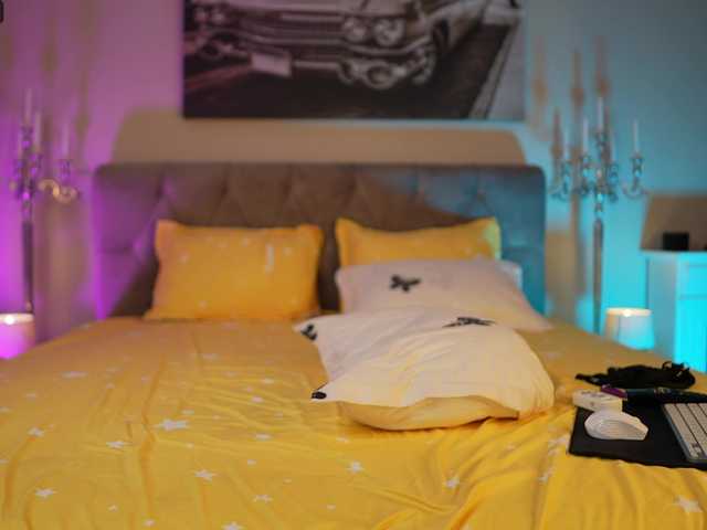 Live sex webcam photo for Antoniagold #277335189