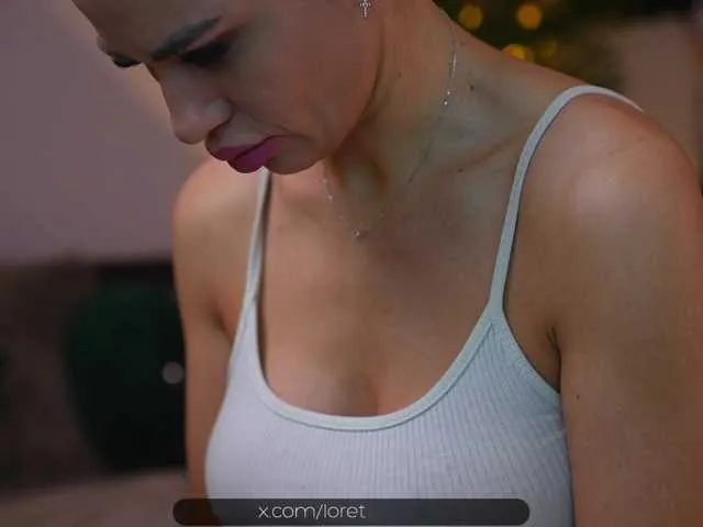 Live sex webcam photo for Antoniagold #292133990