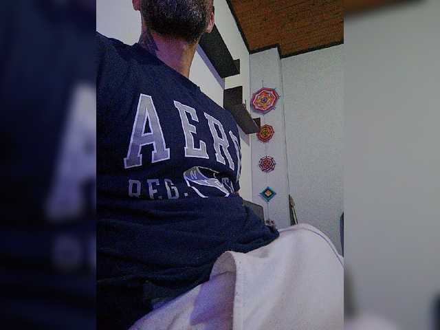 Live sex webcam photo for Antoniolemar #277769857