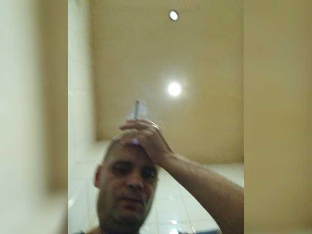 Live sex webcam photo for Antonxxxxxxx #276670194