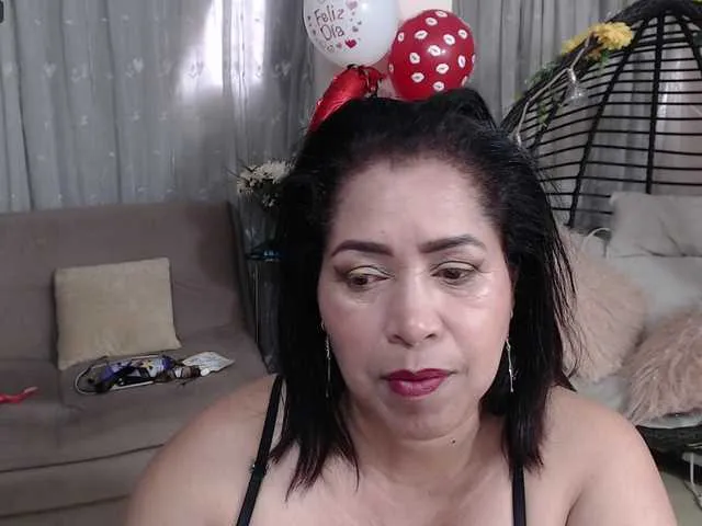 Live sex webcam photo for Anubys-Rose #275614971