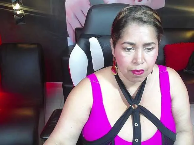 Live sex webcam photo for Anubys-Rose #276037105