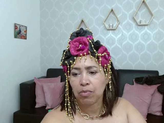 Live sex webcam photo for Anubys-Rose #276691272