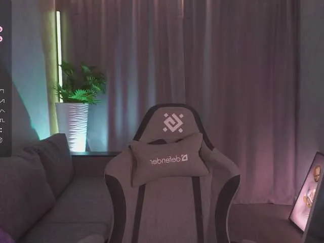 Live sex webcam photo for AnuricBriny #292420071