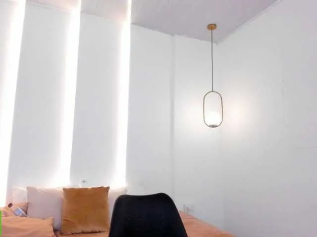 Live sex webcam photo for Anuska-12 #290442754