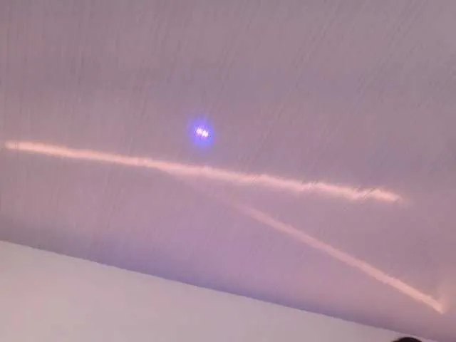 Live sex webcam photo for Anuska-12 #290576013