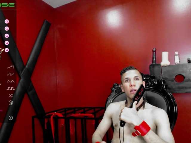 Live sex webcam photo for Anxel-Alessio #275503794