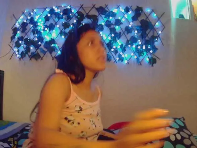 Live sex webcam photo for Anxxbuu #276020184