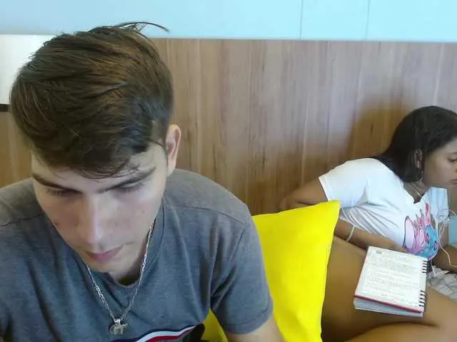 Live sex webcam photo for AnyAndMarcus #276325393