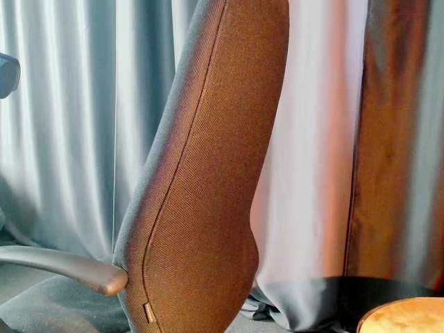 Live sex webcam photo for Anya-tochka #277554067