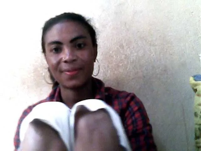 Live sex webcam photo for Anyah2 #273662340
