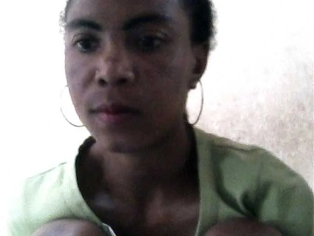 Live sex webcam photo for Anyah2 #273783476