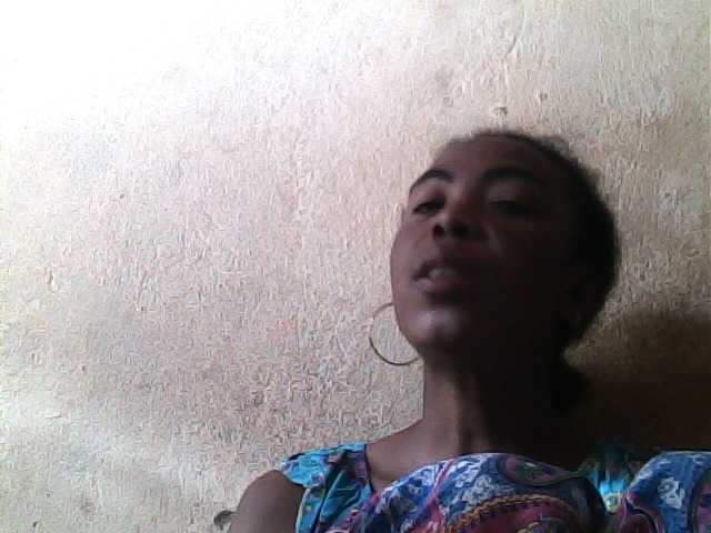 Live sex webcam photo for Anyah2 #273793404