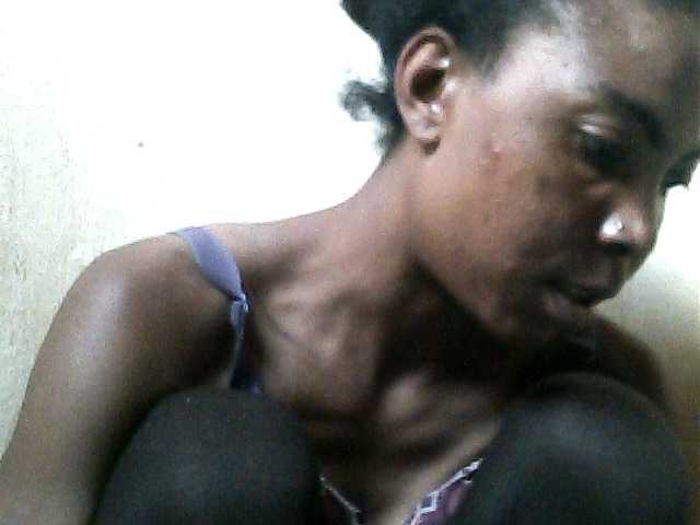 Live sex webcam photo for Anyah2 #273812965