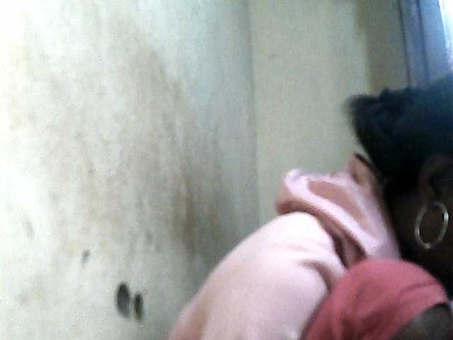 Live sex webcam photo for Anyah2 #273967838