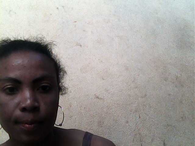 Live sex webcam photo for Anyah2 #273988188