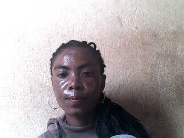 Live sex webcam photo for Anyah2 #274076224