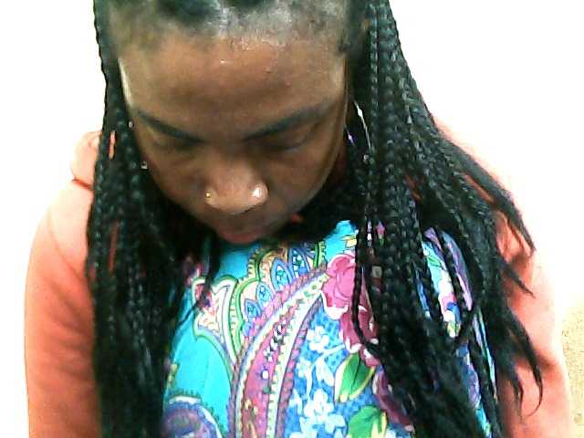 Live sex webcam photo for Anyah2 #274123850