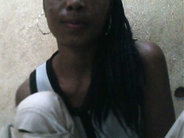 Live sex webcam photo for Anyah2 #274155441