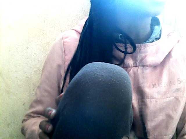 Live sex webcam photo for Anyah2 #274173547