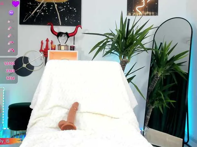Live sex webcam photo for AnyssyaHot #292141536