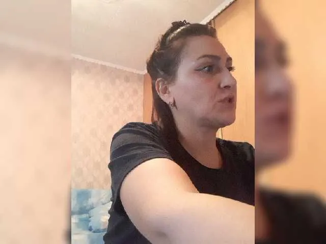 Live sex webcam photo for Anytaa18 #277164727