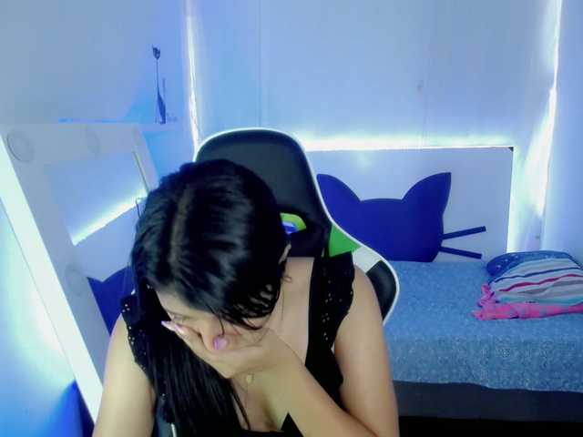 Live sex webcam photo for Anzu07 #275998554