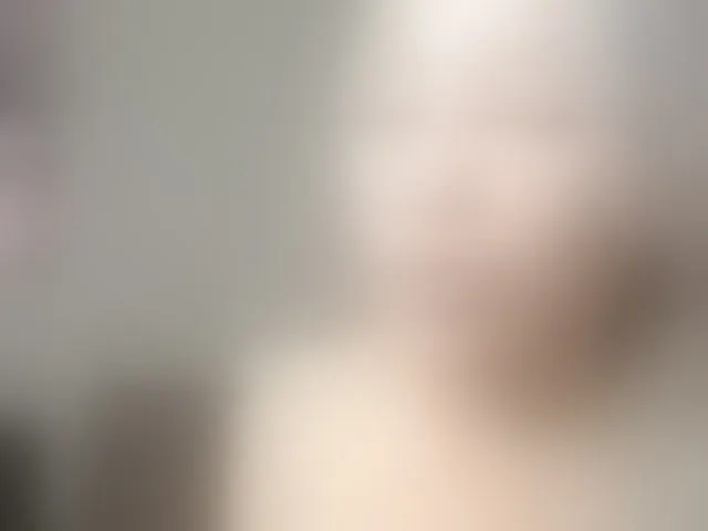 Live sex webcam photo for AnzuKim #292381947
