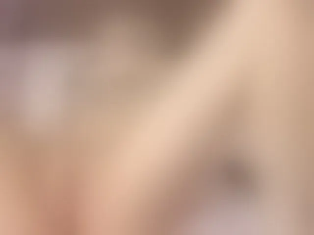 Live sex webcam photo for AnzuKim #292407575
