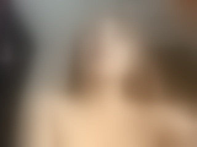 Live sex webcam photo for AnzuKim #294111021