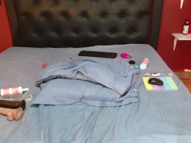 Live sex webcam photo for Aphrodiitee #276037310