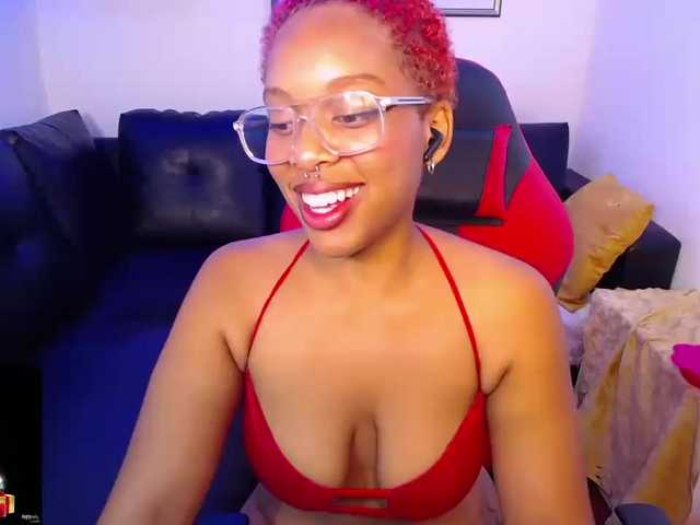 Live sex webcam photo for Aphrodiitee #276963187