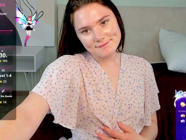 Live sex webcam photo for AphroditeRoberts #289517931