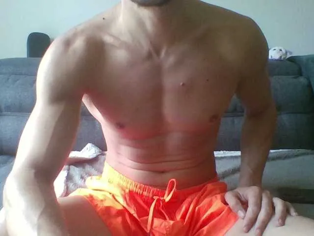 Live sex webcam photo for ApollonFitx69 #291111606