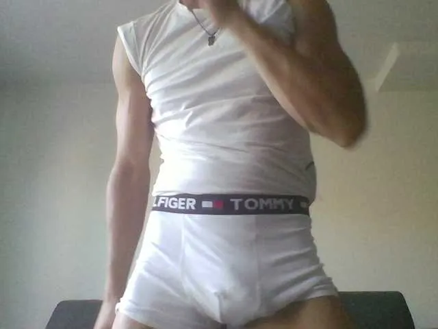Live sex webcam photo for ApollonFitx69 #291279880