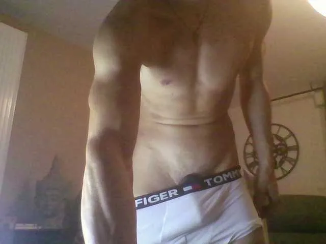 Live sex webcam photo for ApollonFitx69 #291964073