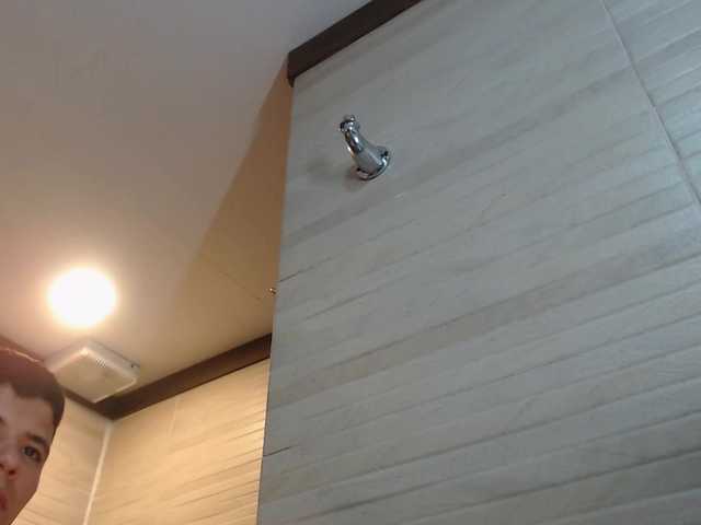 Live sex webcam photo for ApoloCopers #277232950