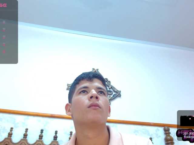 Live sex webcam photo for ApoloCopers #277239940