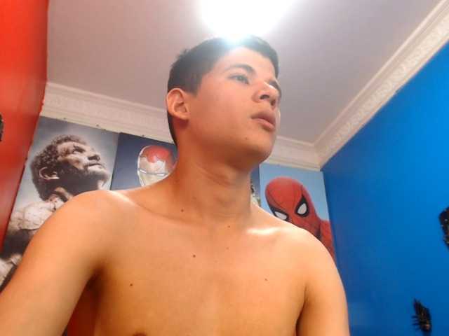 Live sex webcam photo for ApoloCopers #277312796