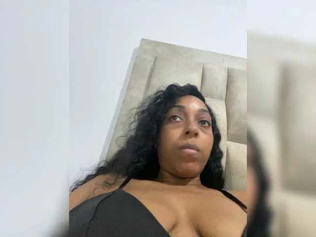 Live sex webcam photo for Applessweet #291788874