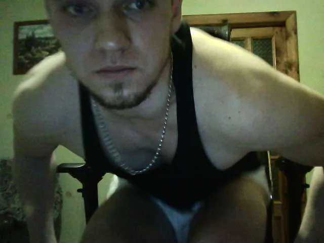 Live sex webcam photo for Appolon2000 #277148311