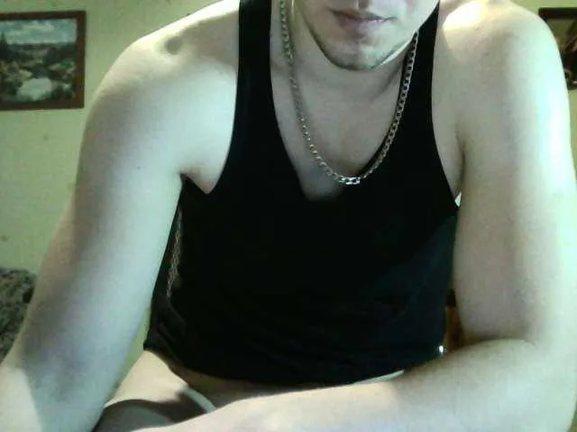 Live sex webcam photo for Appolon2000 #277299962