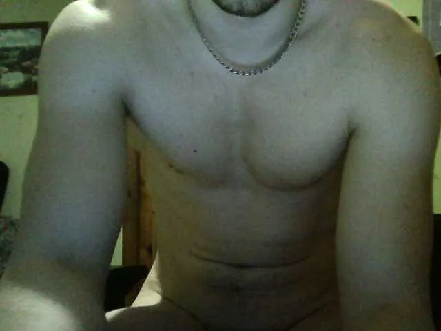 Live sex webcam photo for Appolon2000 #277383087