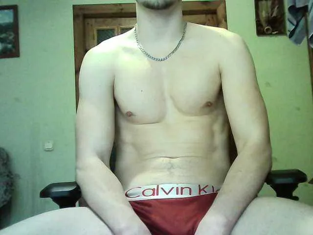 Live sex webcam photo for Appolon2000 #277400624