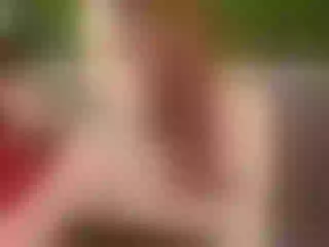 Live sex webcam photo for April-Avery #291894536
