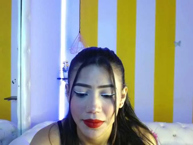 Live sex webcam photo for April-Johan #273691138