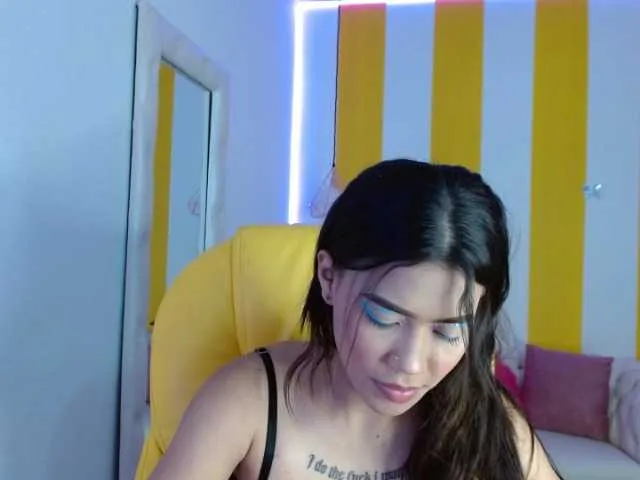 Live sex webcam photo for April-Johan #273842242