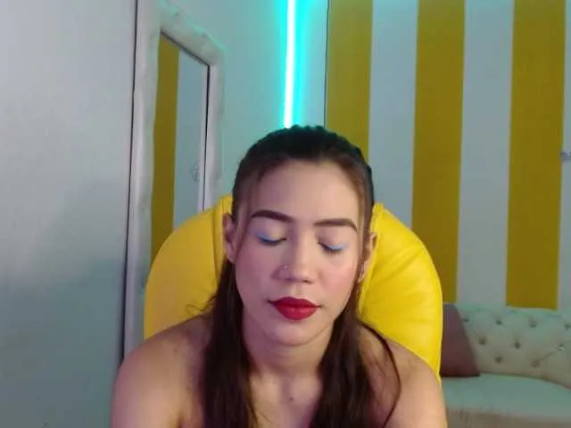 Live sex webcam photo for April-Johan #273916265