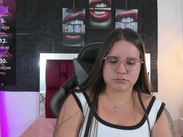 Live sex webcam photo for April-sc #290848233