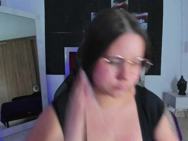 Live sex webcam photo for April-sc #291419006